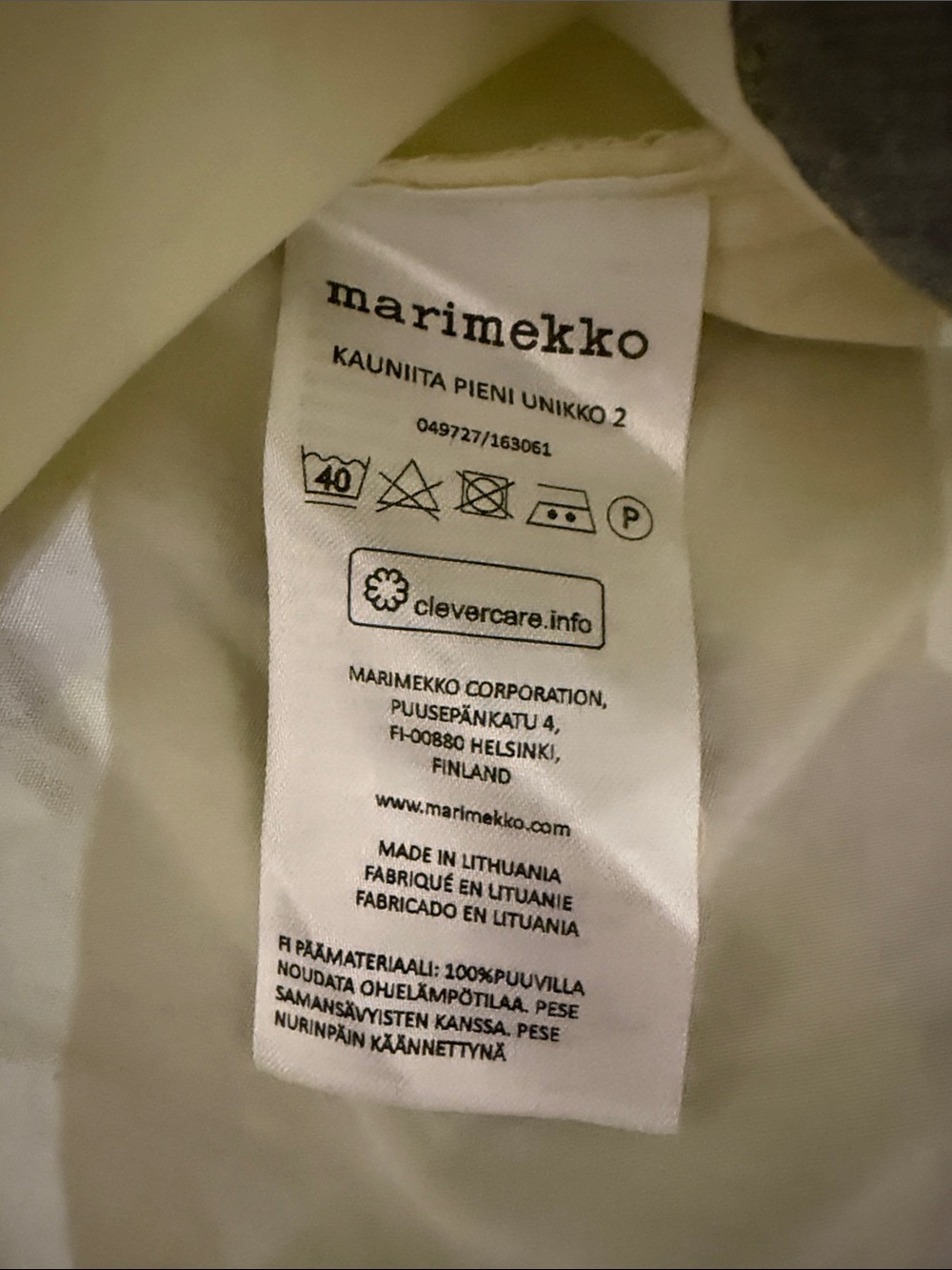 Marimekko Pale Yellow Short-Sleeve Button-Up with Black Spots Size Medium - Picture 9 of 11